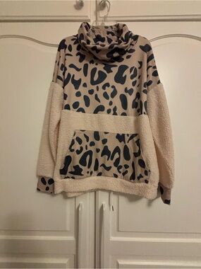 Cozy Beige Animal-Print Sherpa Pullover Sweater